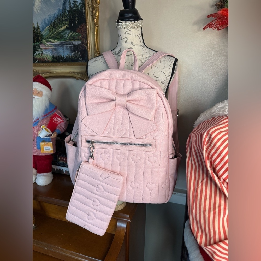 🩷Betsey Johnson Kitsch Large Backpack Hearts - Bow, Pink With Pouch